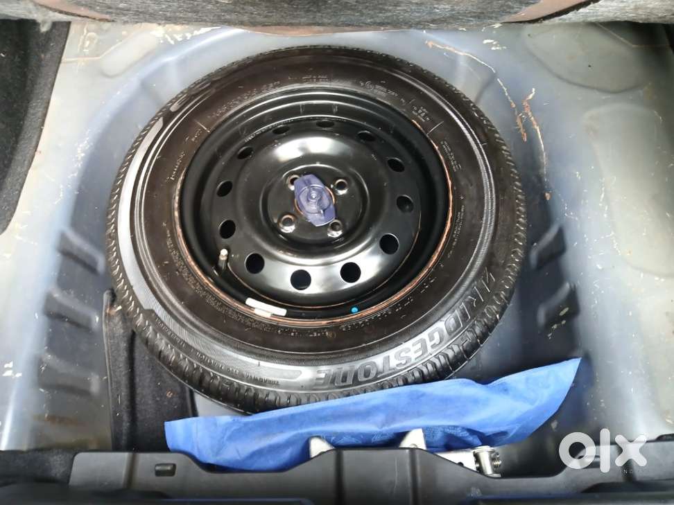 Maruti Suzuki Dzire 1.2 Vxi, 2019, Petrol