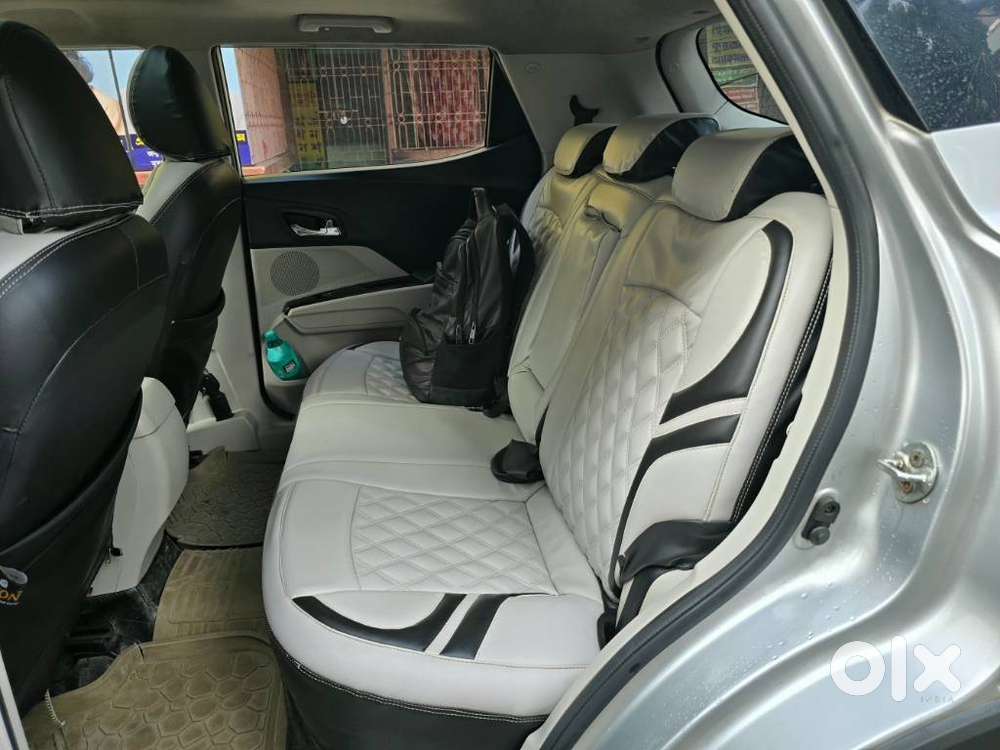 Mahindra Xuv300 W8 Option, 2019, Petrol
