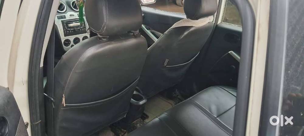 Ford Figo Titanium 2012