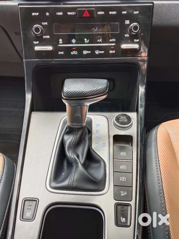 Hyundai Alcazar 1.5 Signature Diesel Mt 6 Str, 2024, Diesel