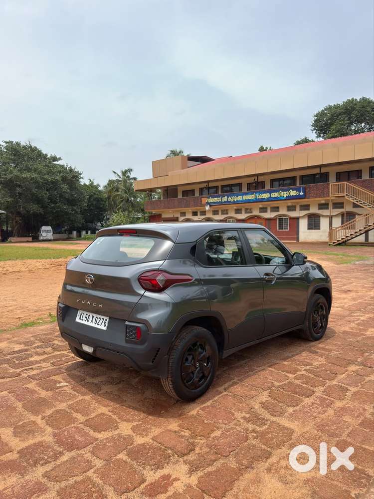 Tata Punch Adventure Amt, 2022, Petrol