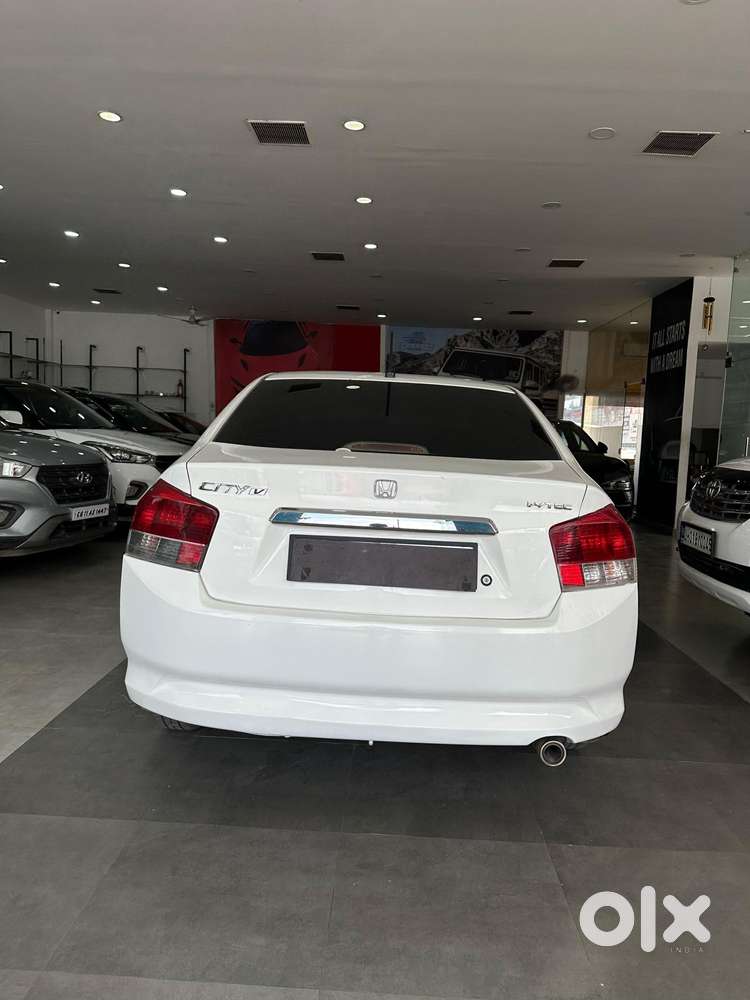 Honda City V Mt Exclusive, 2010, Petrol