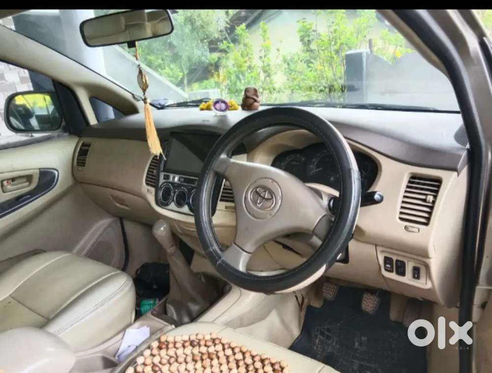 Toyota Innova 2008 Diesel 225000 Km Drive