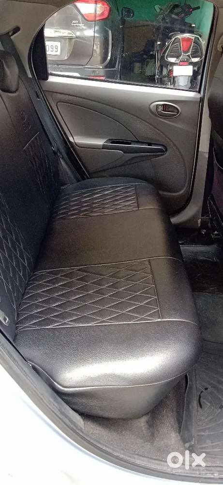 Toyota Etios Liva 2011 Manual