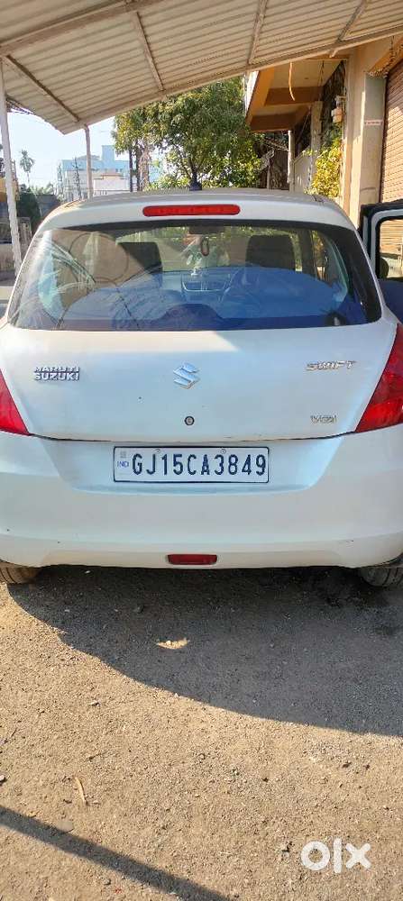 Maruti Suzuki Swift Ddis 2012