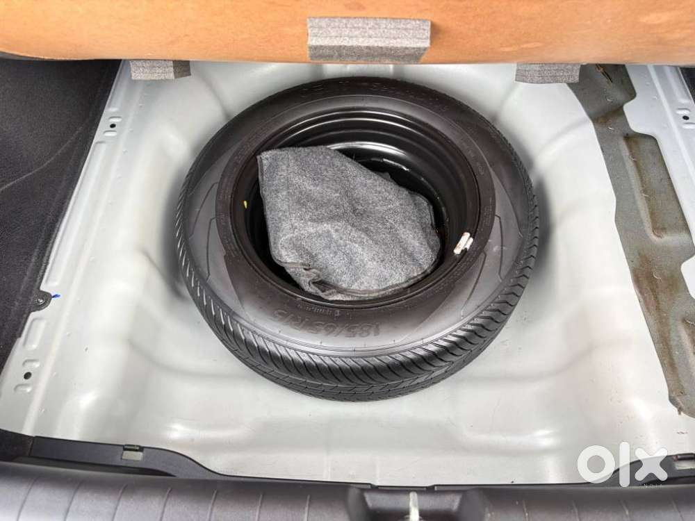 Hyundai Verna 1.5 Sx Petrol Mt, 2024, Petrol