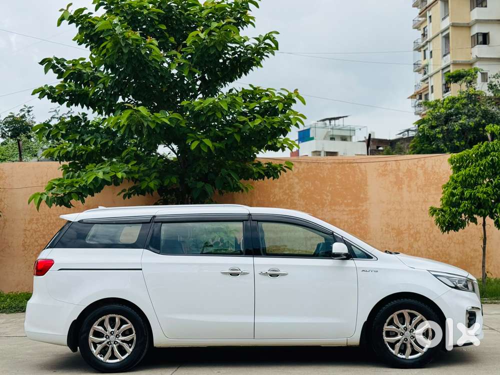 Kia Carnival Limousine, 2021, Diesel