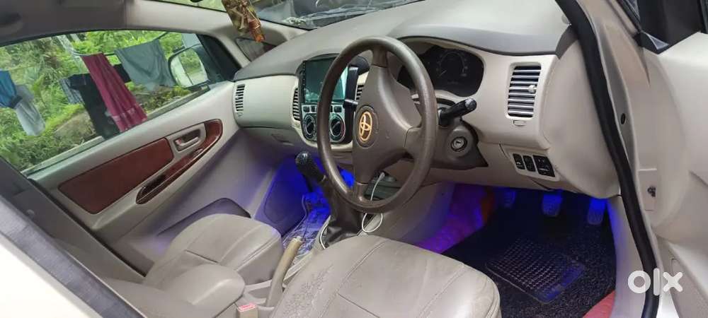 Toyota Innova Hycross 2011, Og Kerala, New Papper,no Replacement