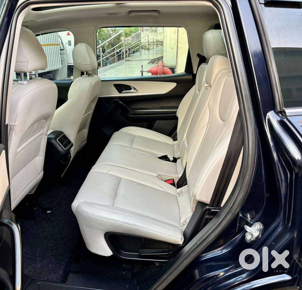 Mahindra Xuv700 2.2 Ax 7 Diesel At Luxury Pack Str, 2023, Diesel