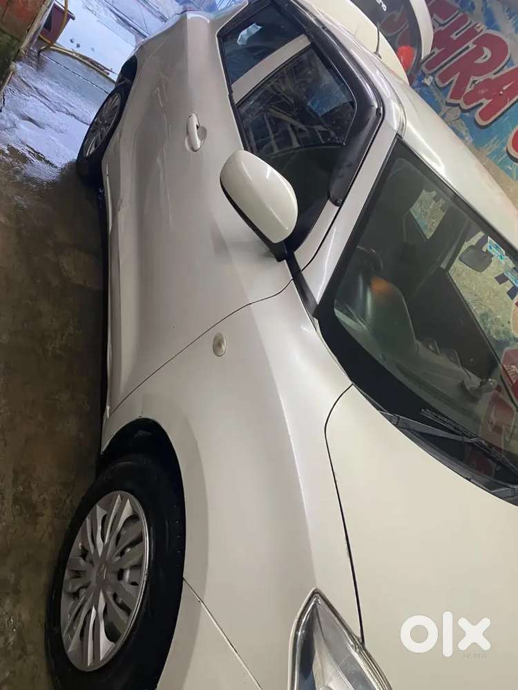 Maruti Suzuki Swift Lxi 2024
