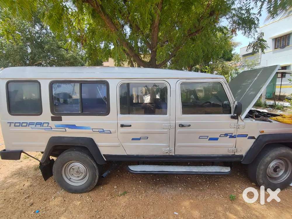 Force Motors Trax 2005