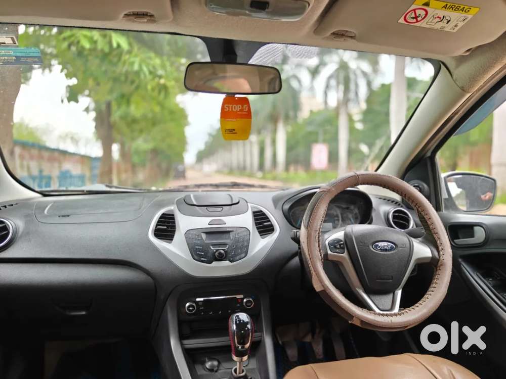 Ford Figo Titanium, 2017, Petrol