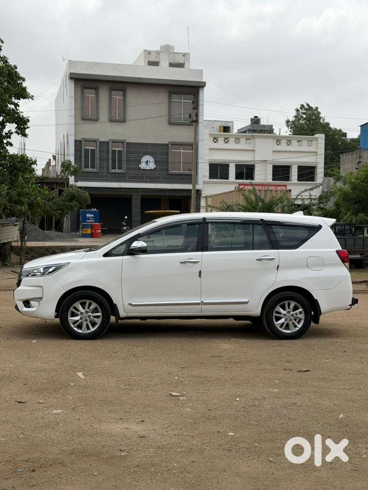 Toyota Innova Crysta 2020