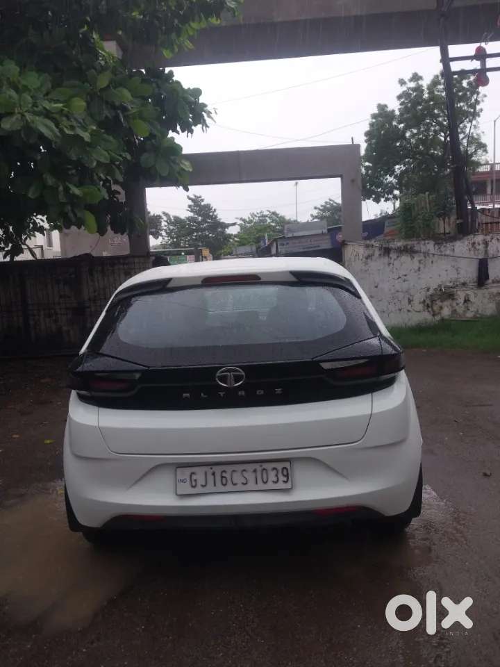Tata Altroz 1.2 Xe Rhytm Petrol, 2020, Petrol