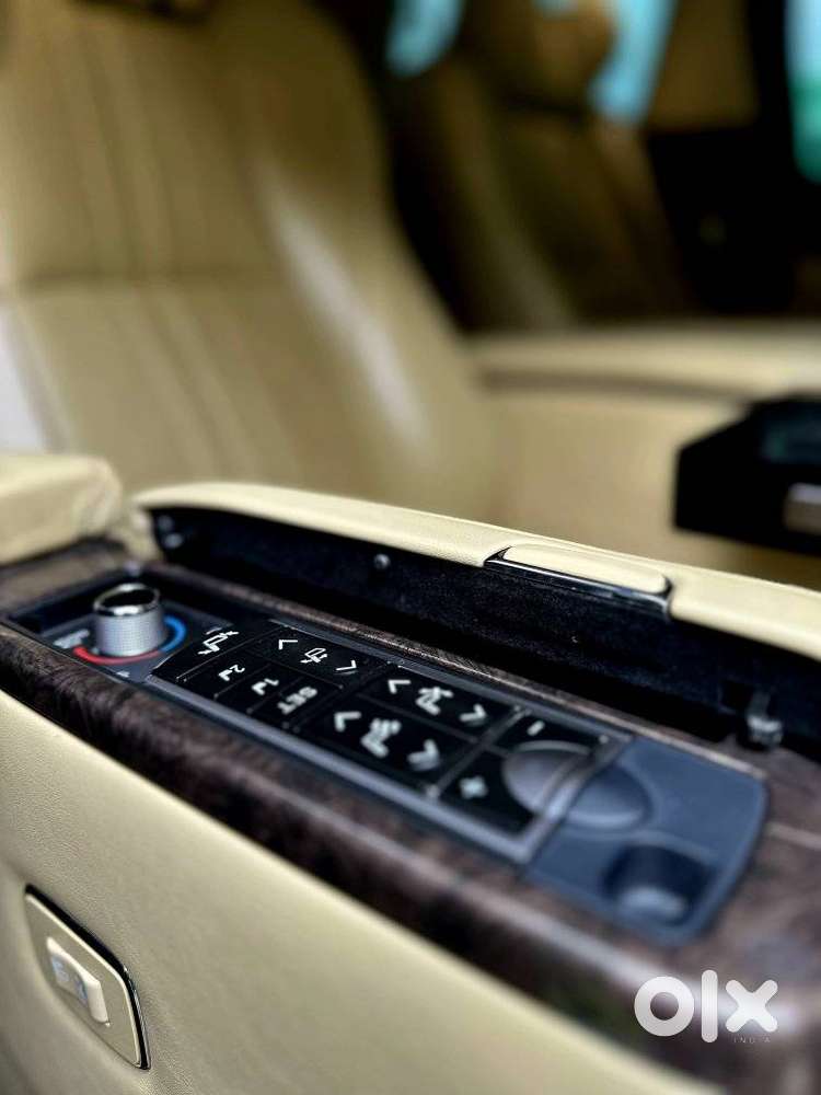 Toyota Vellfire Vip – Executive Lounge, 2020, Petrol