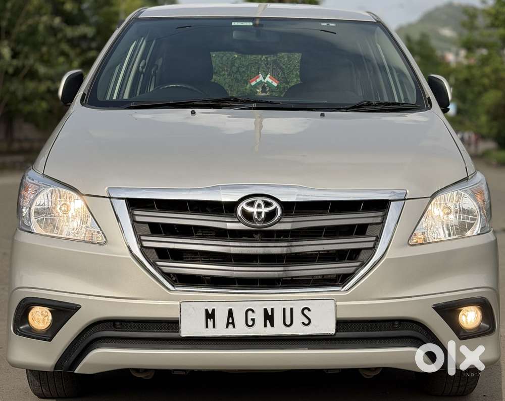 Toyota Innova 2.5 Gx (diesel) 7 Seater Bs Iv, 2015, Diesel