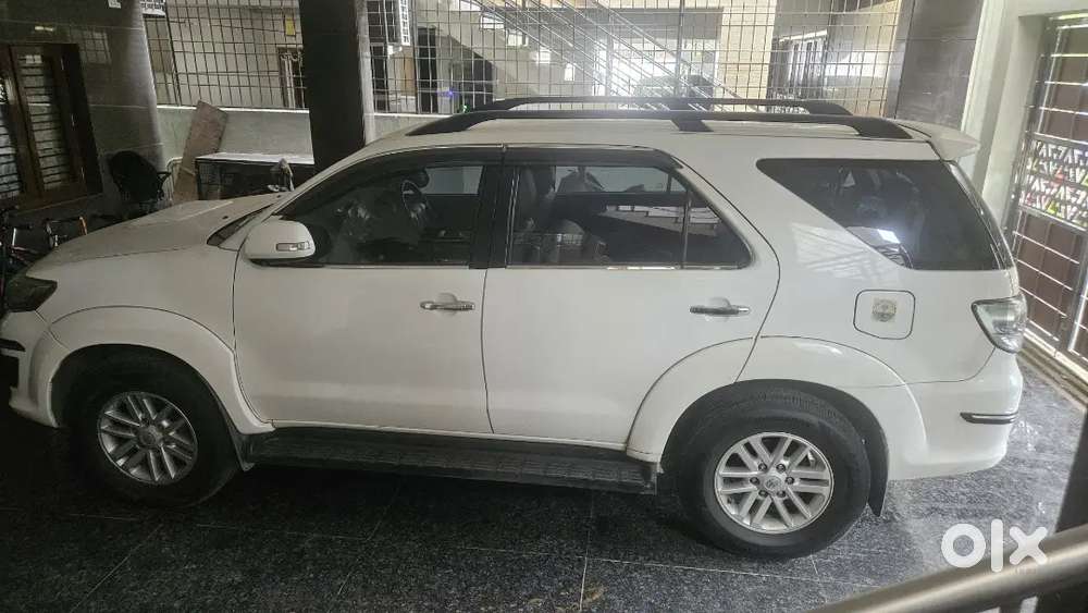 Toyota Fortuner 2012 Diesel