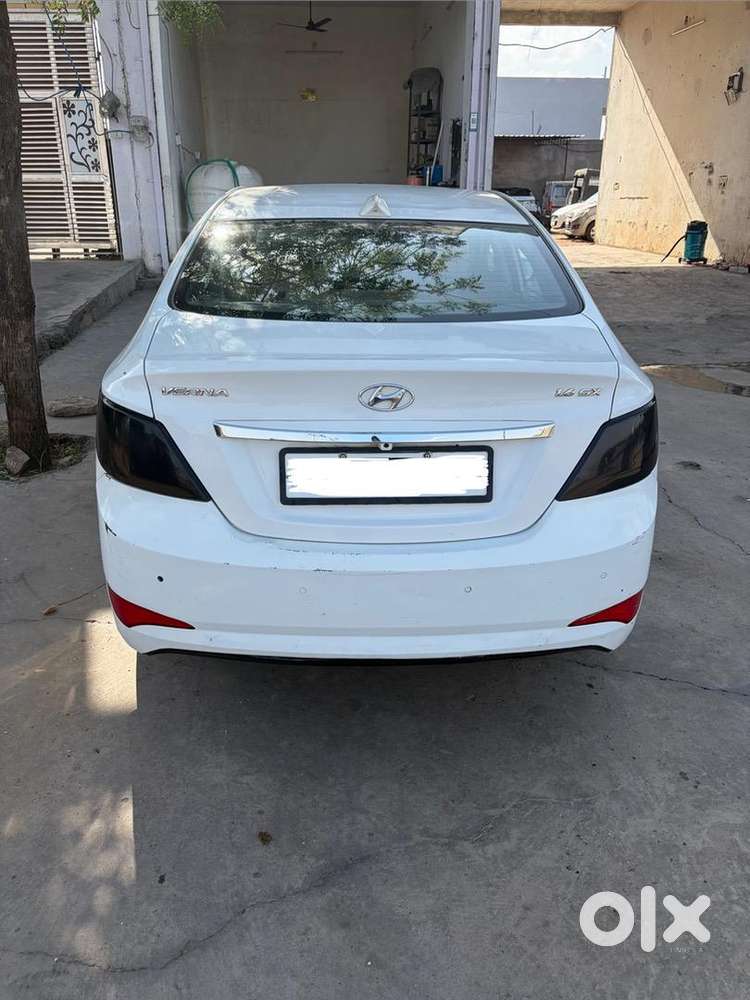 Hyundai Verna 2015 Petrol Well Maintained