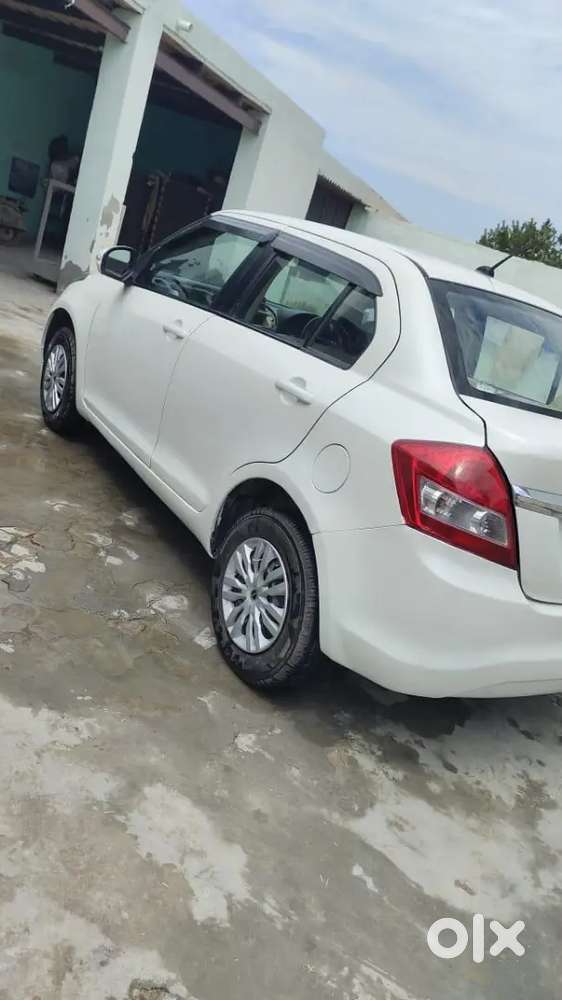 Maruti Suzuki Dzire 2016 Cng & Hybrids 113000 Km Driven
