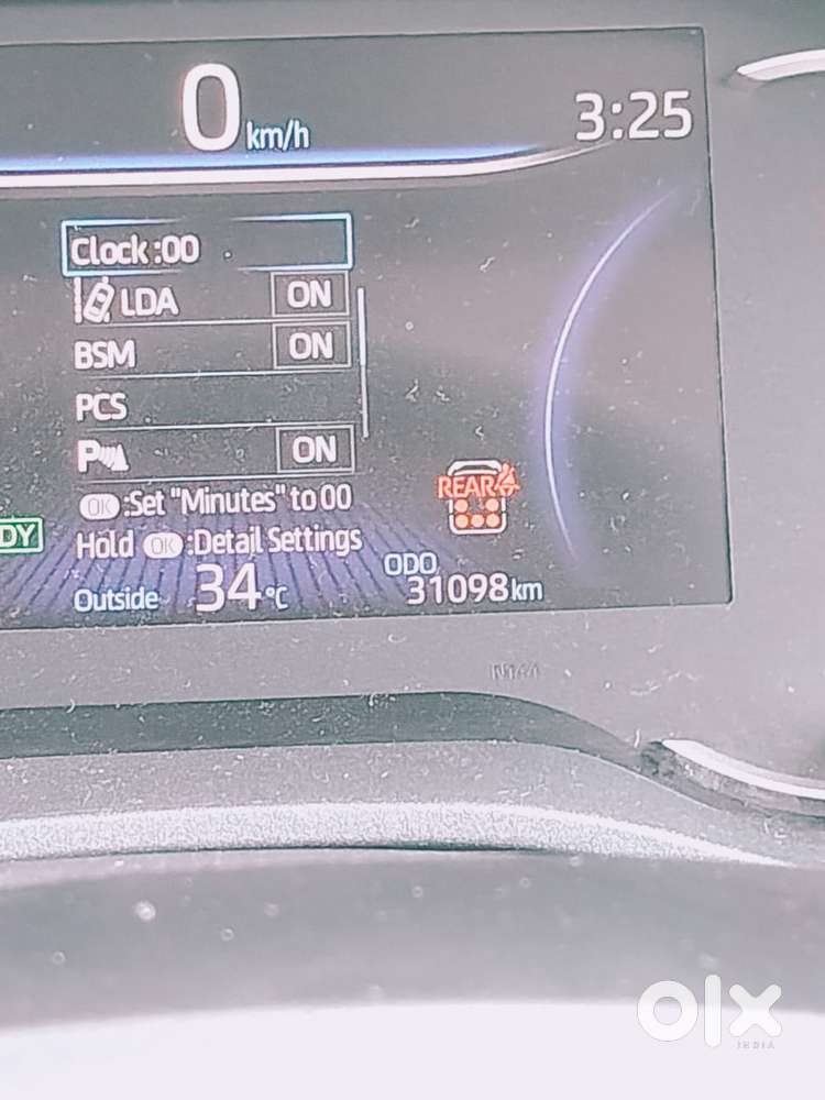 Toyota Innova Hycross 2.0 Zx Hybrid 7 Str, 2024, Electric