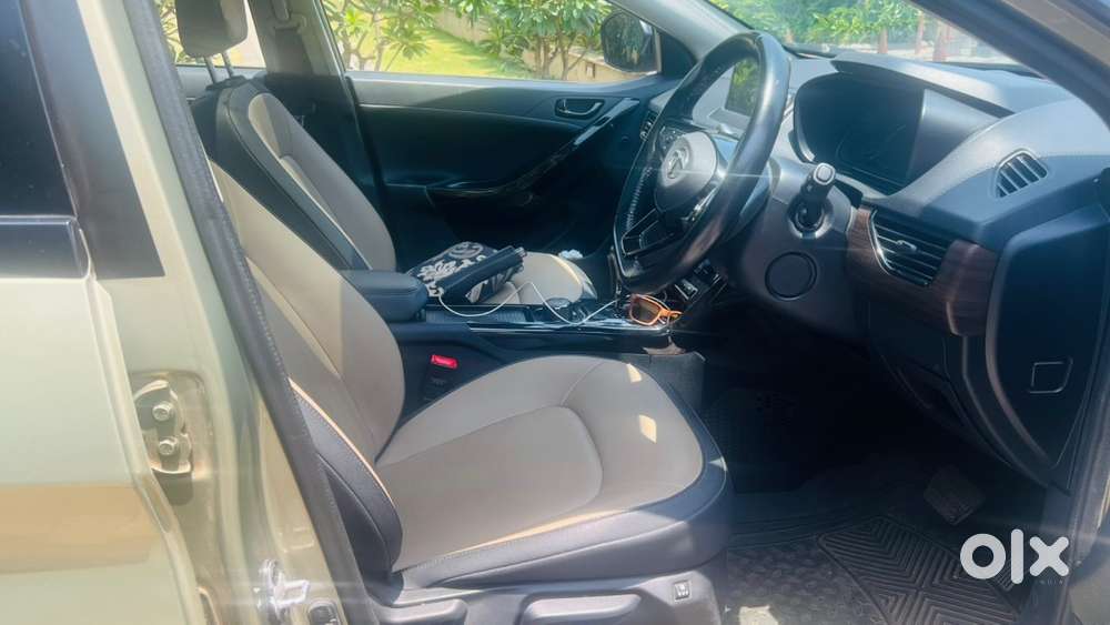 Tata Nexon 2022 Diesel Amt Top End Well Maintained