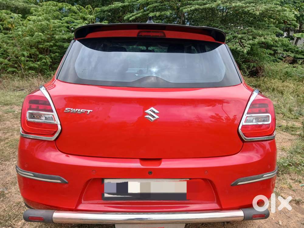 Maruti Suzuki Swift Vxi + Manual, 2022, Petrol