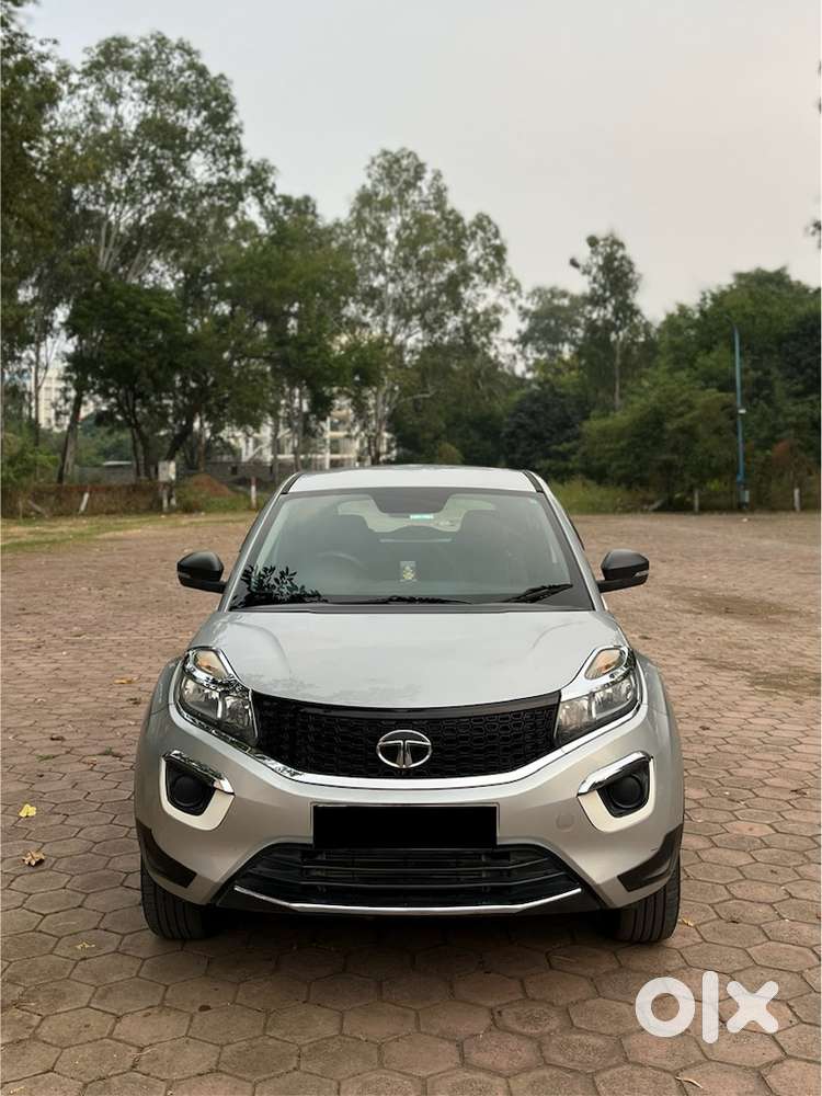Tata Nexon Petrol Xm 33,000 Kilometers Original Condition