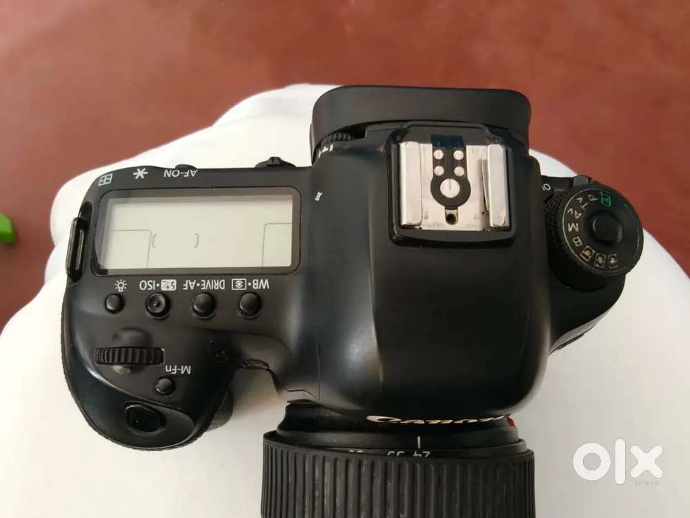 Canon 5d Mark iv 24to105 85mm lens Flash and charger battery