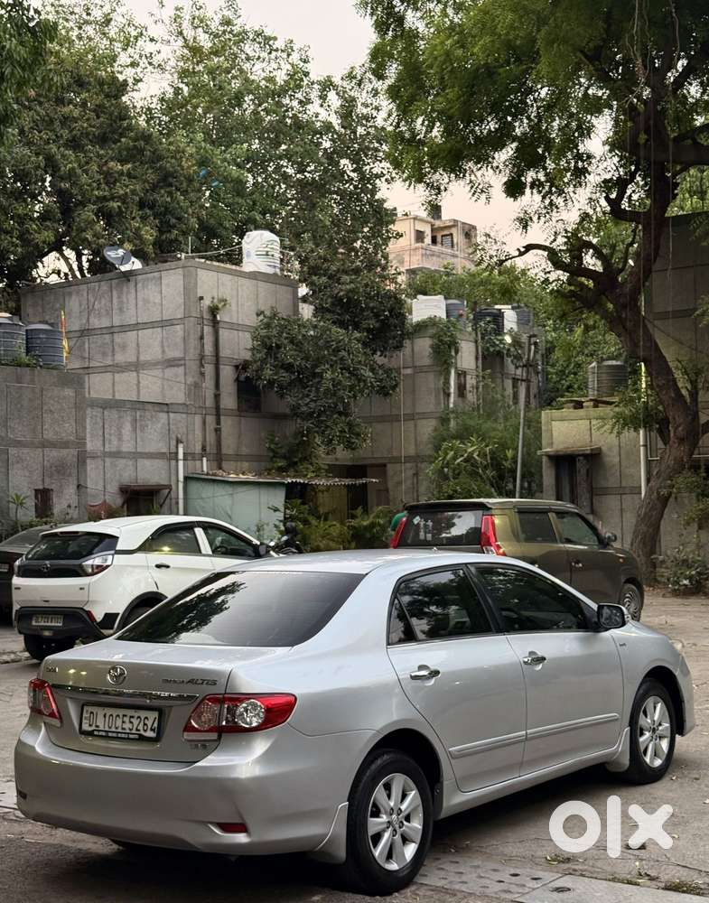 Toyota Corolla Altis 2010-2013 G Hv At, 2013, Petrol