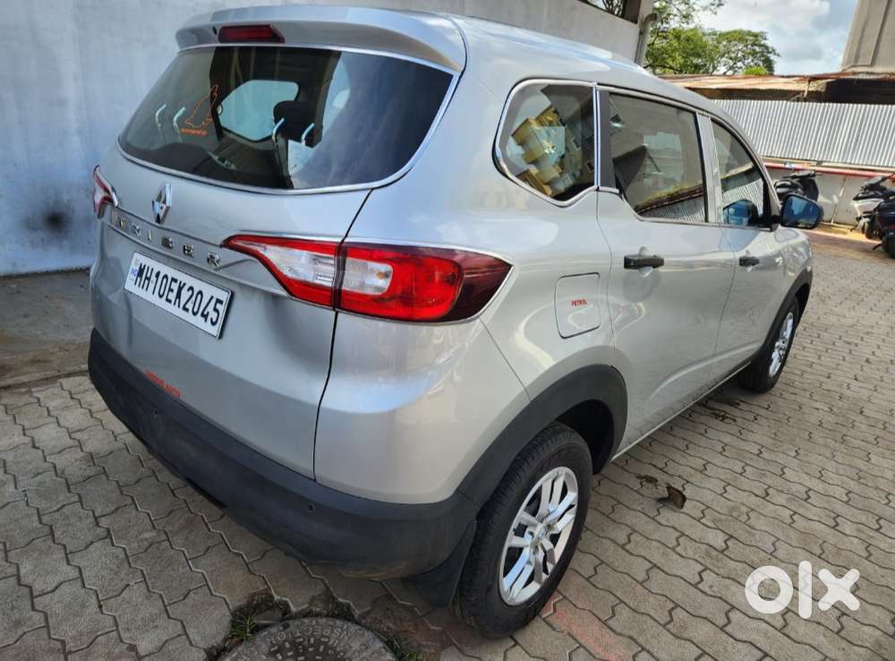 Renault Triber Rxl, 2024, Petrol