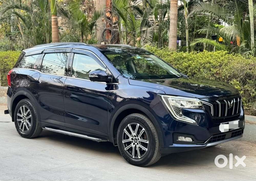 Mahindra Xuv700 2.0 Ax 7 Petrol Mt Str, 2023, Petrol