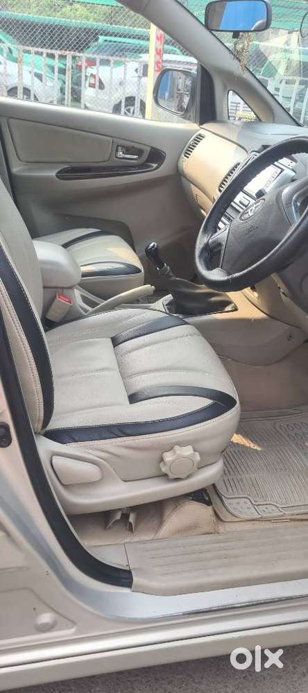 Toyota Innova 2.5 V 7 Str, 2014, Diesel