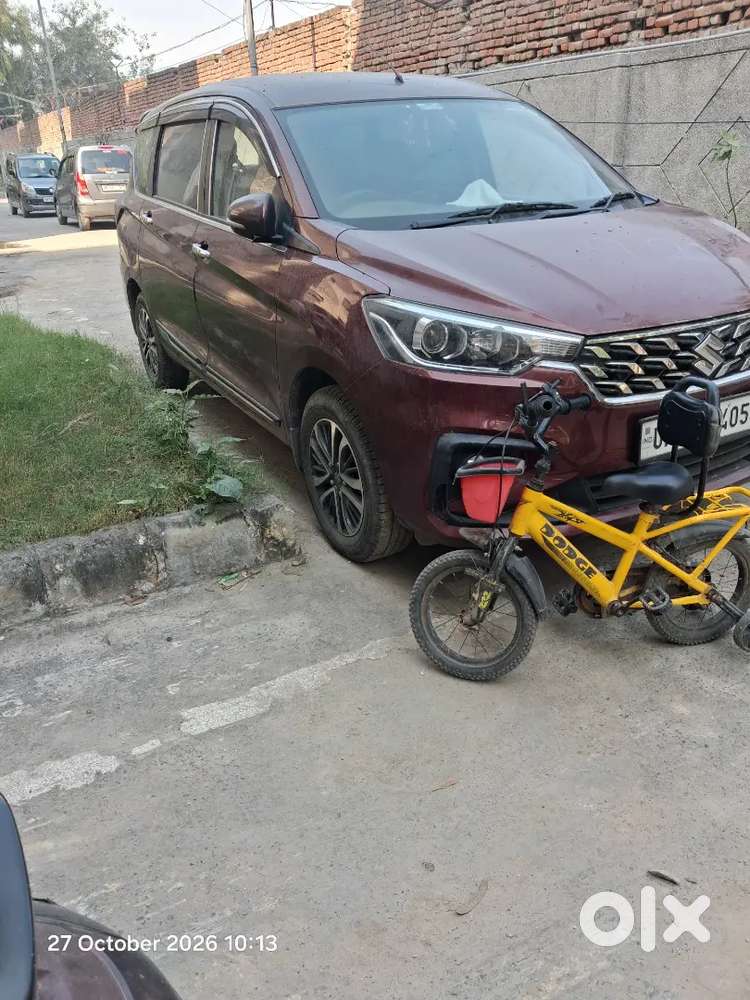Maruti Suzuki Ertiga Zxi 2025