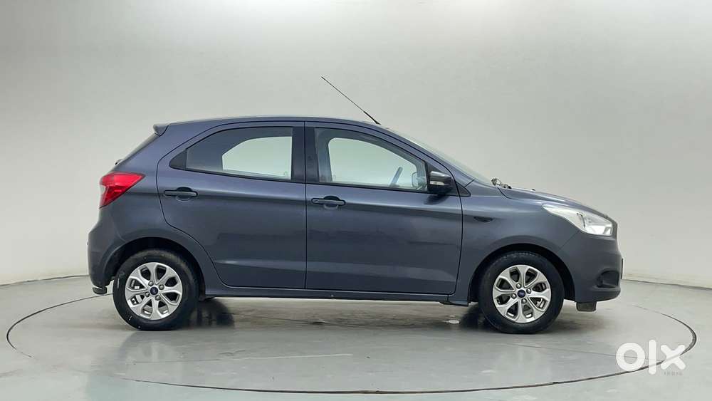 Ford Figo Petrol Titanium, 2017, Petrol
