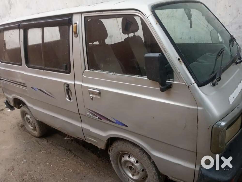 Maruti Suzuki Omni 8-seater 2016
