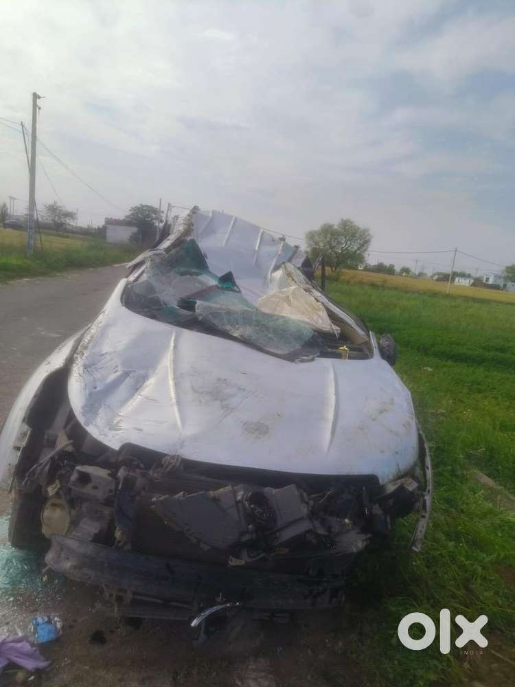 Mahindra Xuv500 2014 Diesel Spare Parts Or Kabdai