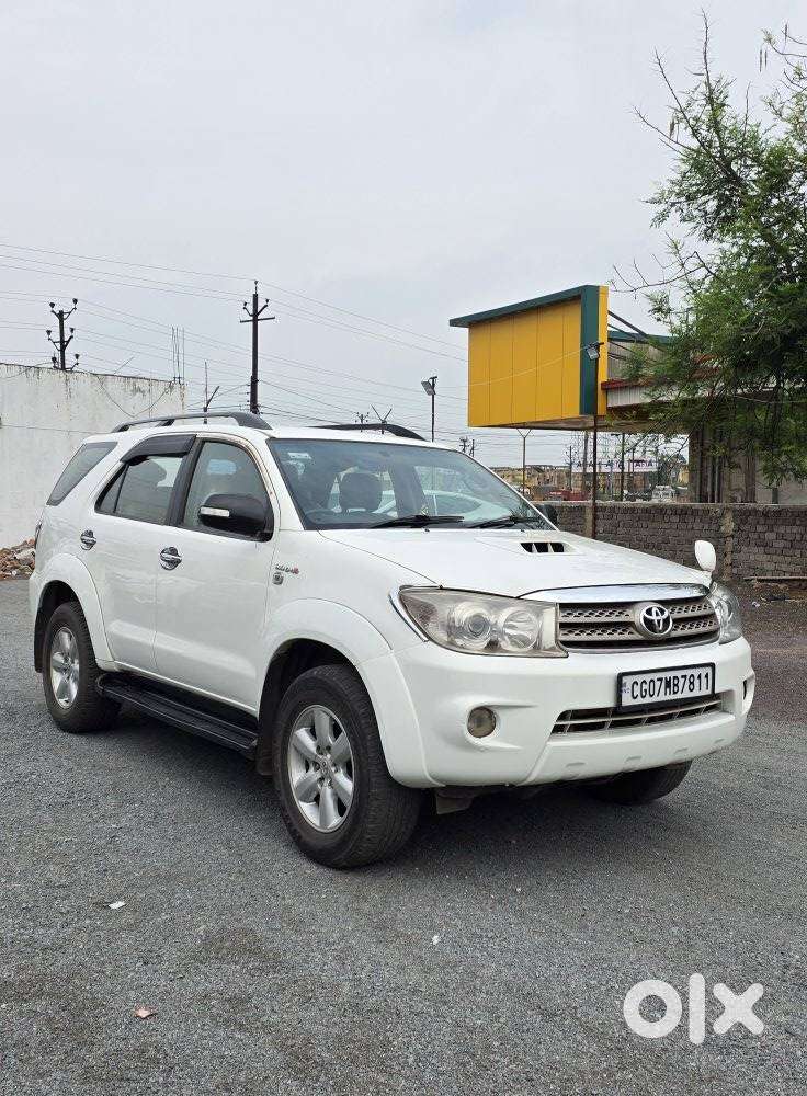 Toyota Fortuner 3.0 4x4 Manual, 2012, Diesel
