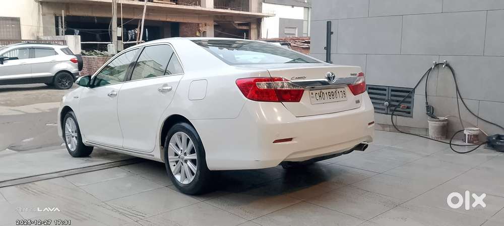 Toyota Camry Hybrid 2.5, 2015, Petrol