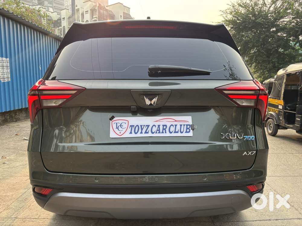 Mahindra Xuv700 2.0 Ax 7 Petrol At Str, 2025, Petrol