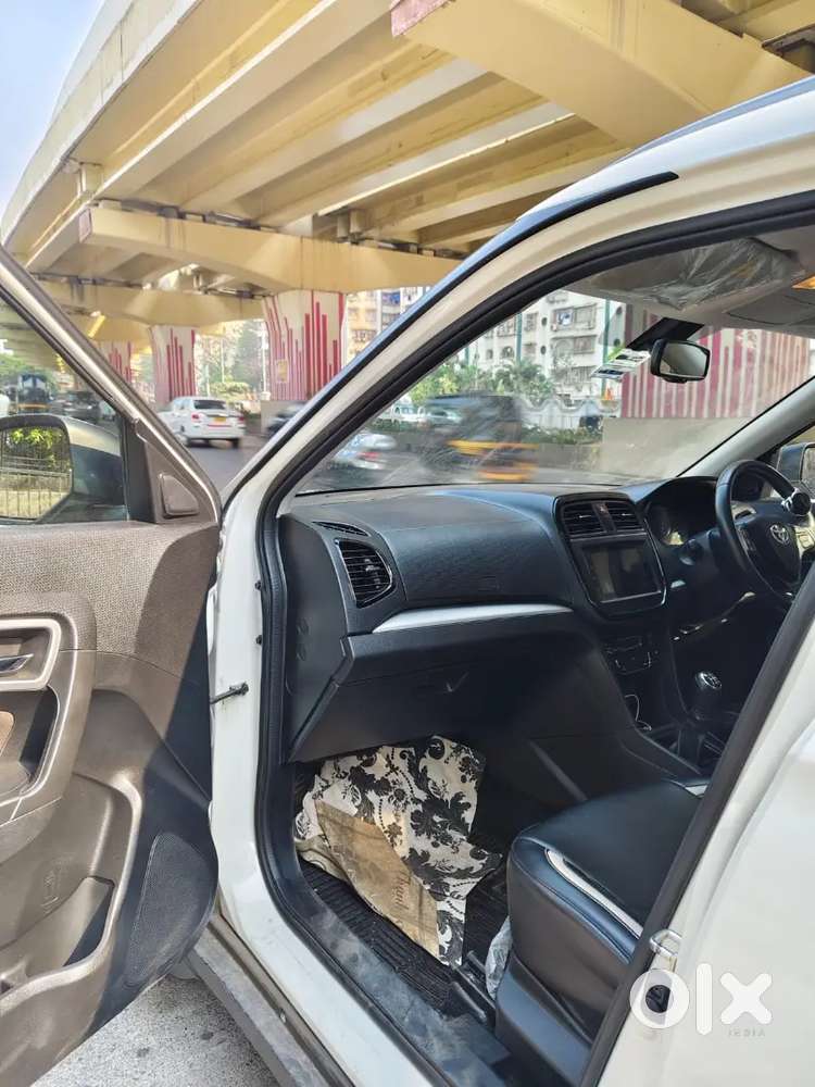 Toyota Urban Cruiser 2022 Petrol Well Maintained