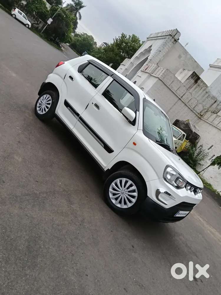 2023 Maruti Suzuki S-presso Vxi S-cng
