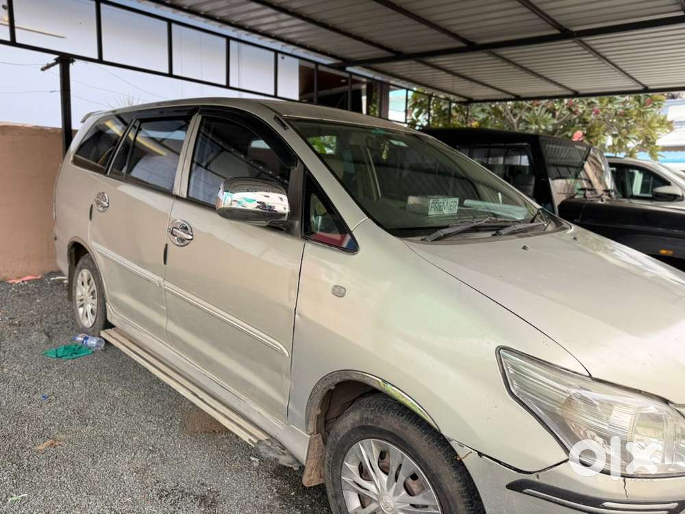 Toyota Innova Diesel 2014