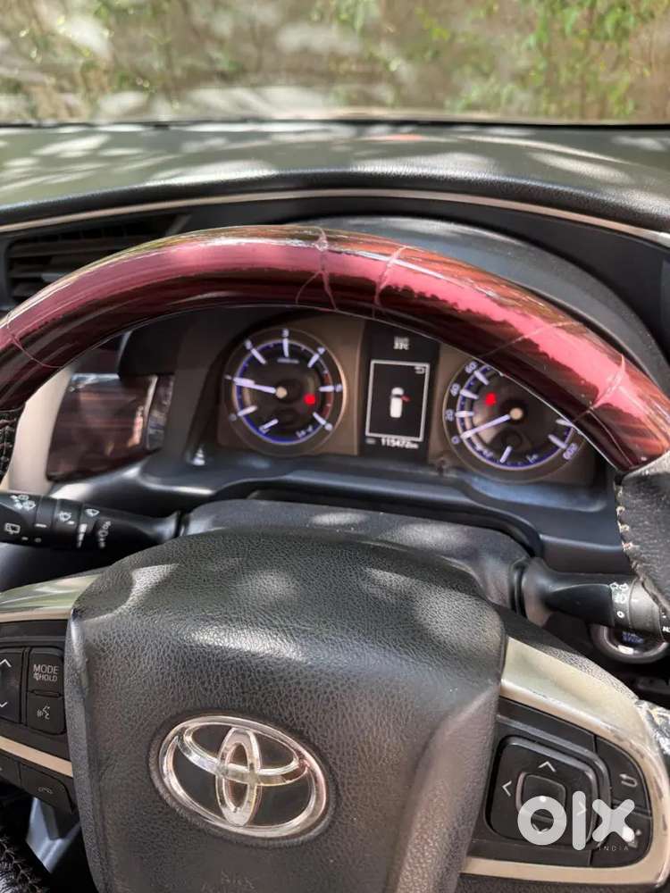 Toyota Innova Crysta 2017