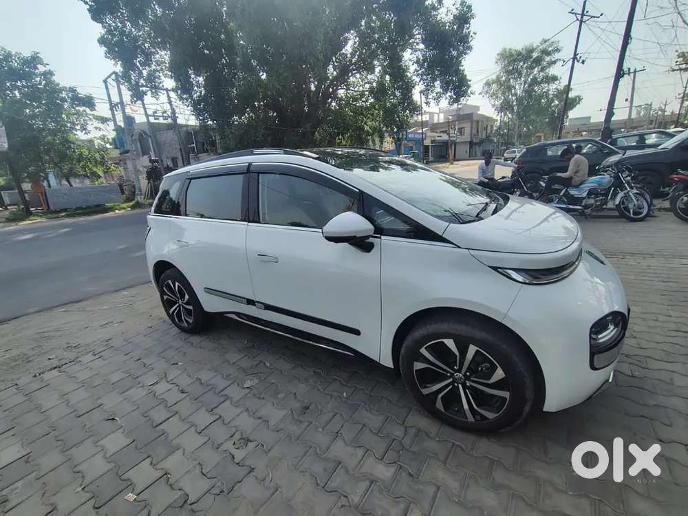 Mg Windsor Ev 2026 Essence Pro Top Model