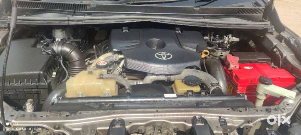 Toyota Innova Crysta 2.8z Automatic, 2017, Diesel