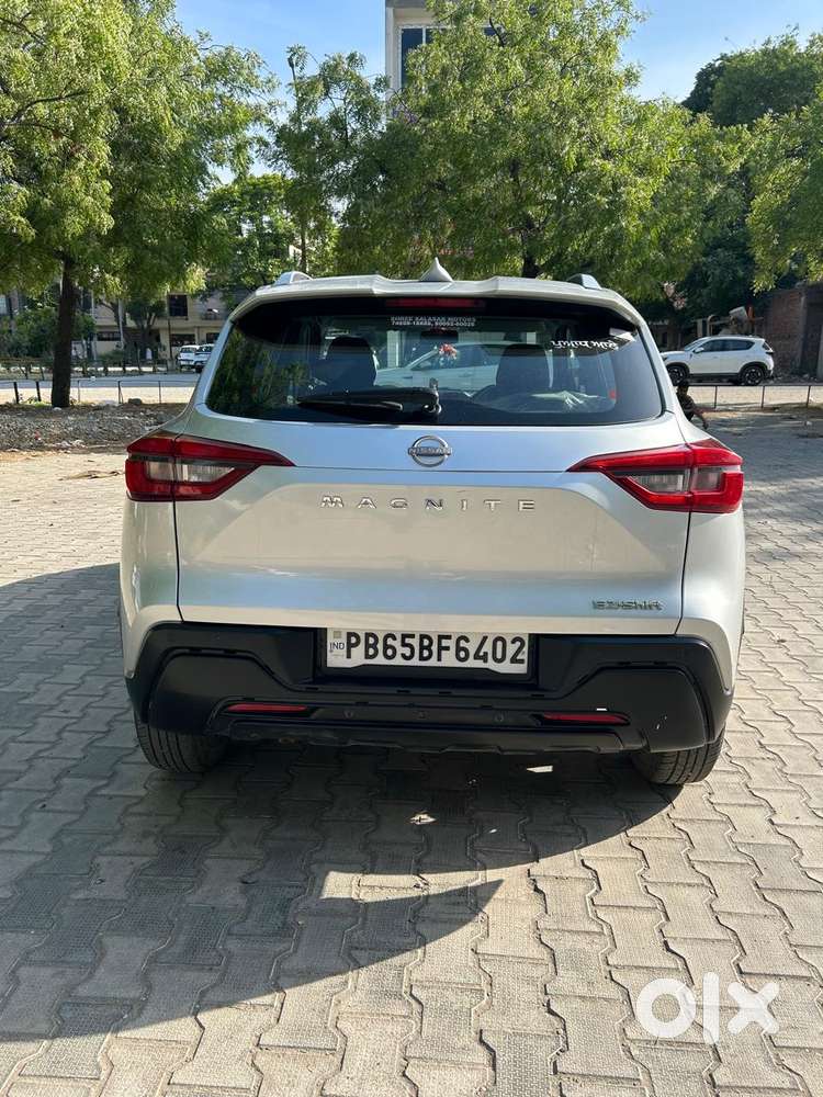 Nissan Magnite 1.0 Xl Turbo Cvt, 2023, Petrol