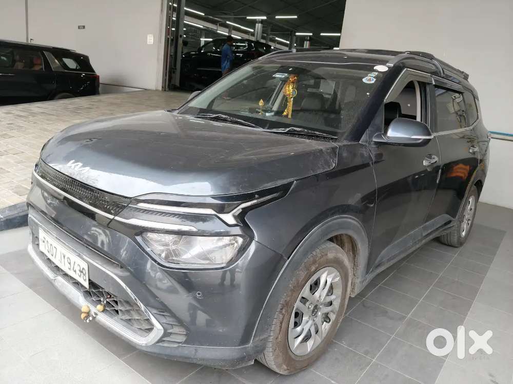 Kia Carens 2023 Good Condition New Tyres