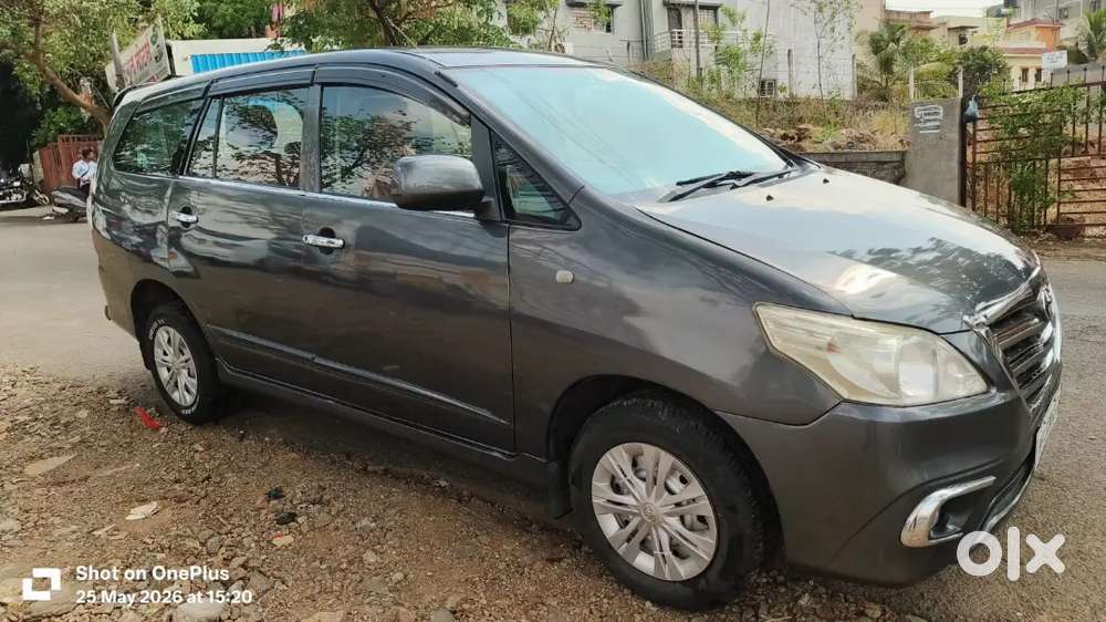 Toyota Innova 2015 Diesel Well Maintained