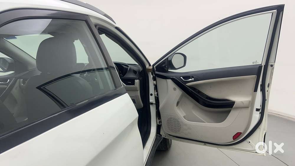 Tata Nexon 1.2 Revotron Xza Plus (o), 2022, Petrol