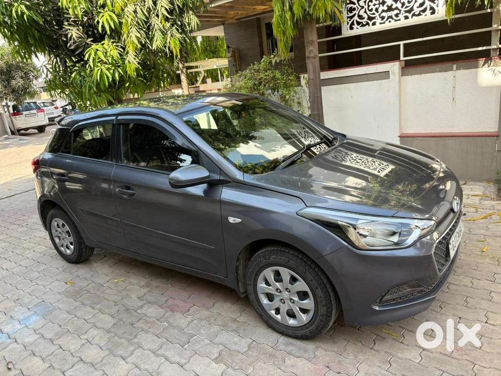 Huyndai I20 Magna 2016- Well Maintained/ Single Owner